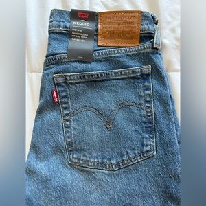 LEVIS Wedgie Jeans